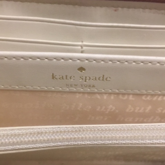 Kate spade New York pink glitter bug Lacey wallet - Picture 6 of 7